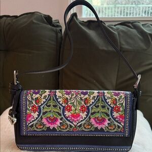 BRIGHTON JOURNEY TO INDIA GORGEOUS LEATHER PURSE!